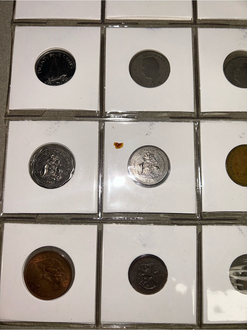 World Coin Collection - Picture 8 of 9